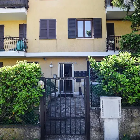 1 Bedroom Lovely In Daire